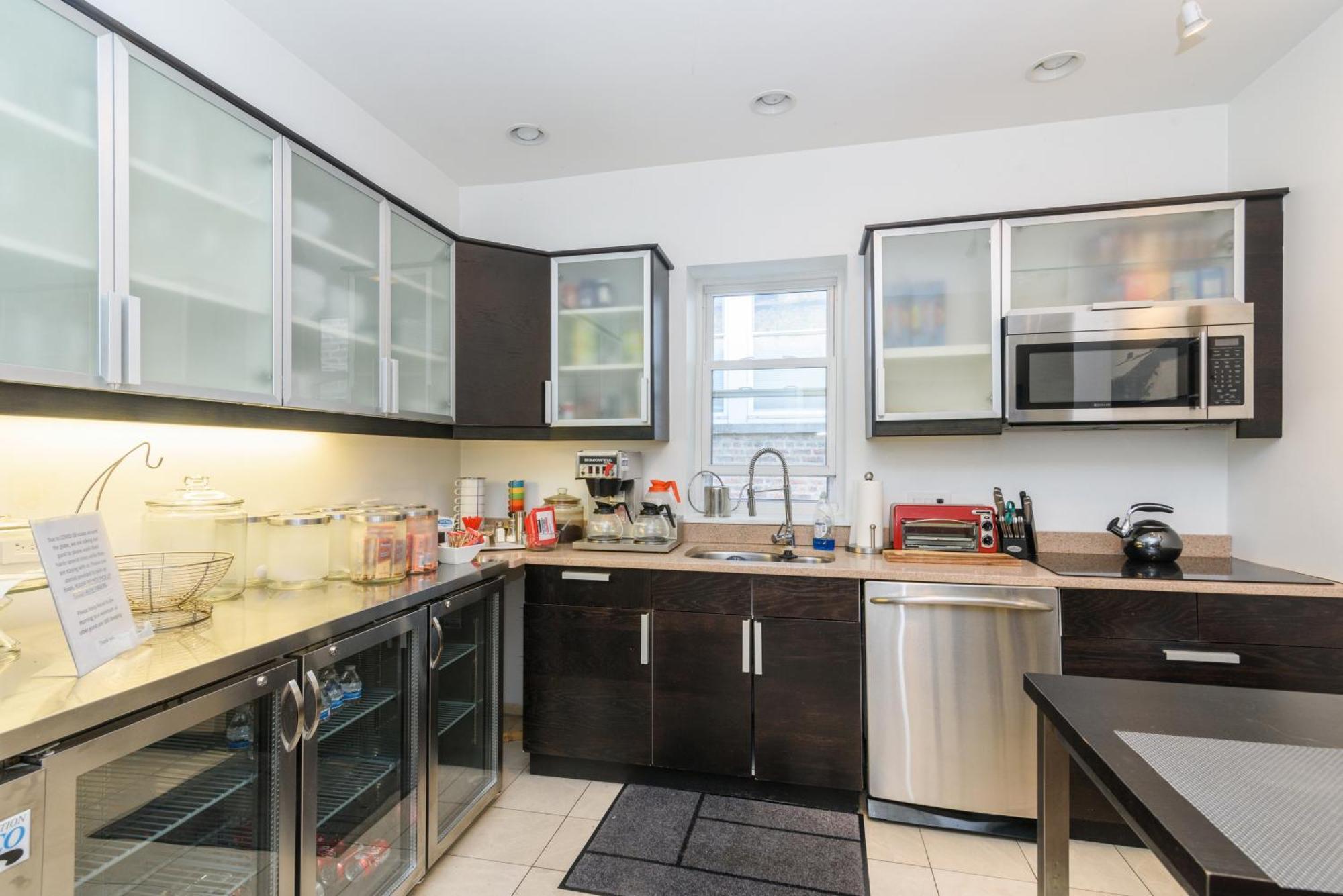 House 5863- Chicago'S Premier Bed And Breakfast المظهر الخارجي الصورة