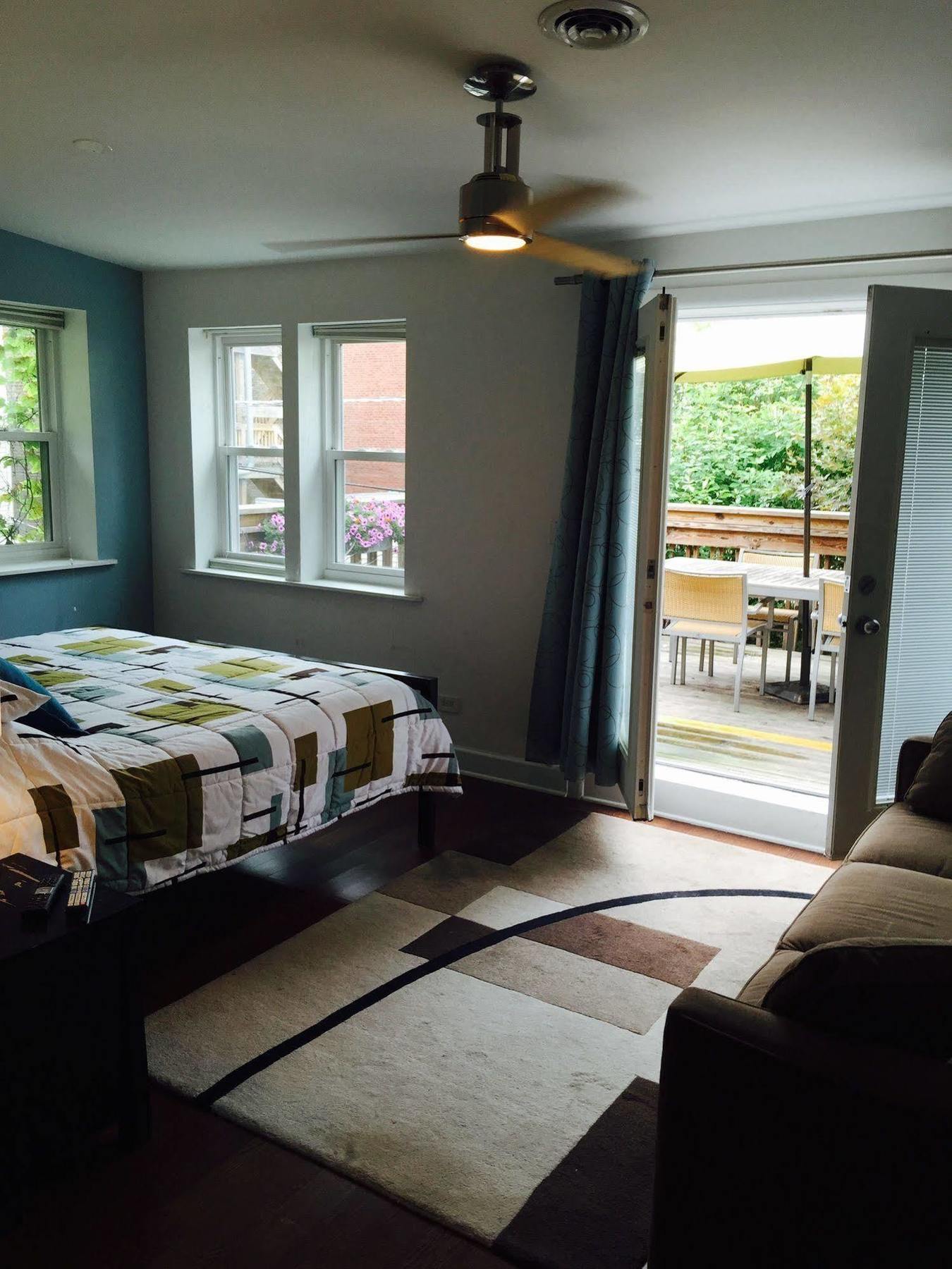 House 5863- Chicago'S Premier Bed And Breakfast المظهر الخارجي الصورة